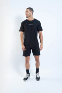 Onde encontrar roupas autorais de qualidade online?