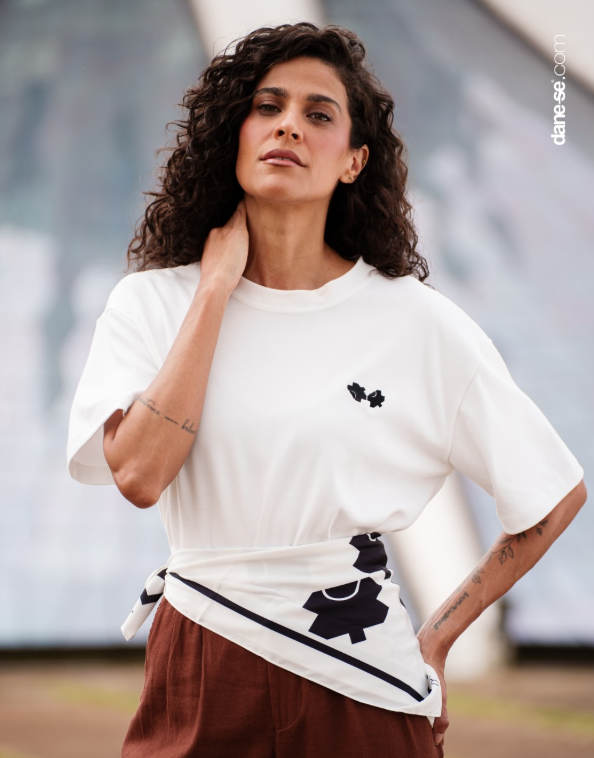Por que a camiseta branca básica é essencial no seu guarda-roupa?